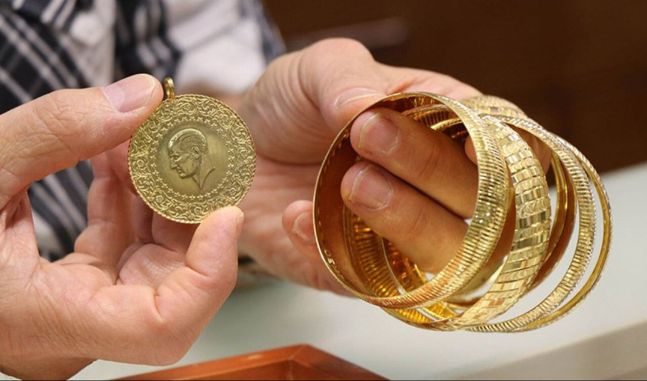 Altın yatırımcısı dikkat! İslam Memiş, altın fiyatları için tarihi bir tahminde bulundu Altın yatırımcısı dikkat! İslam Memiş, altın fiyatları için tarihi bir tahminde bulundu - 3. Resim