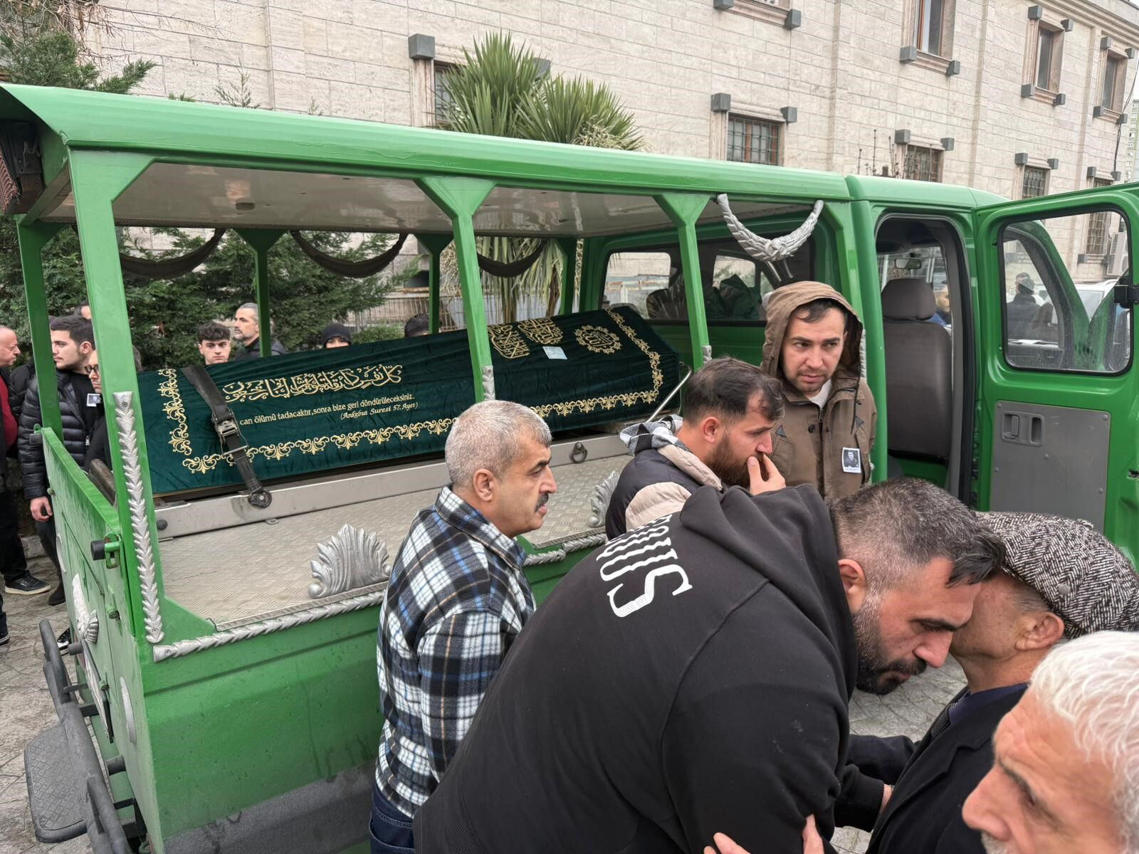 Balıkçı Kenan'ın acı günü: Kendim için aldığım mezara torunum girdi - 2. Resim