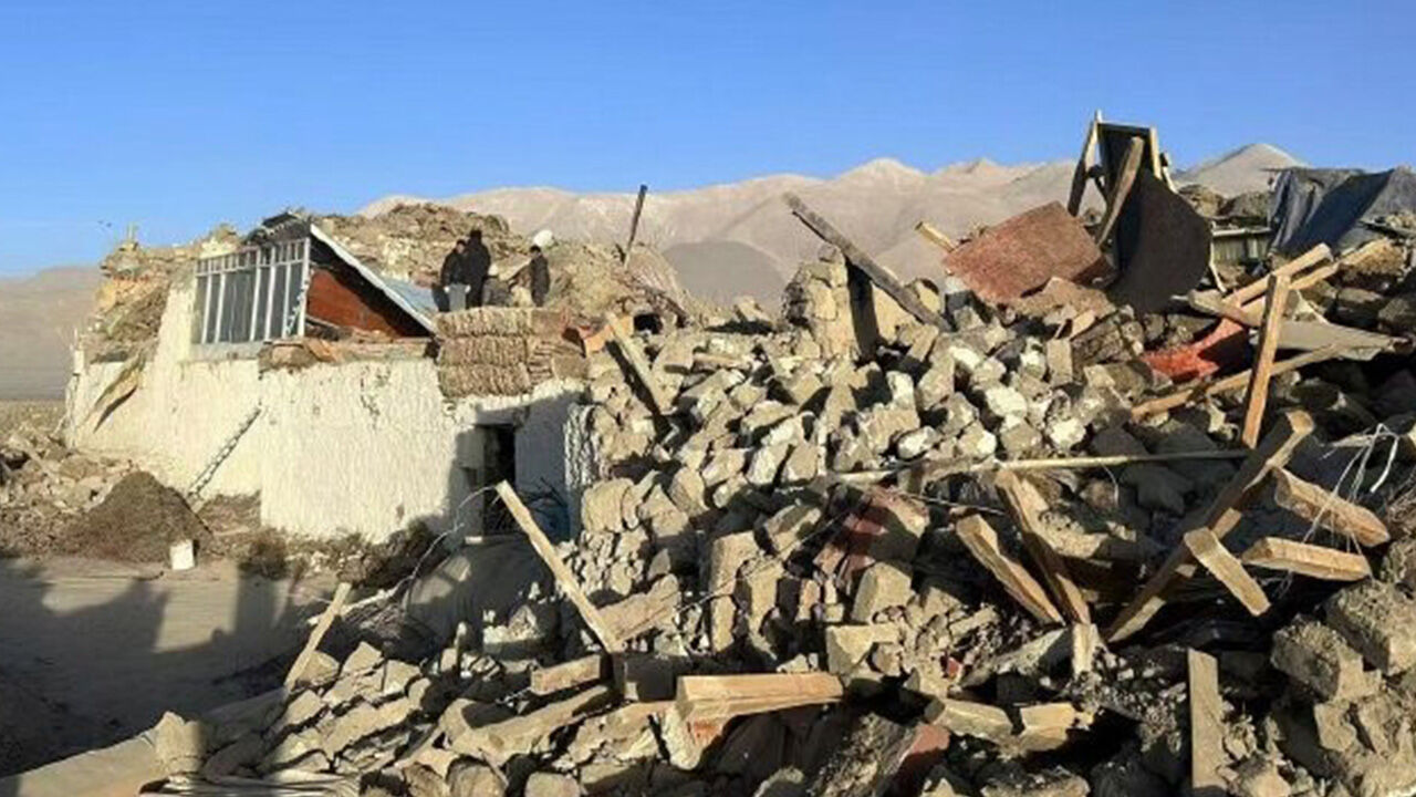 Çin’de 6.8 büyüklüğünde deprem! Çok sayıda ölü ve yaralı var Çin’de 7.1 büyüklüğünde deprem! Çok sayıda ölü ve yaralı var - 2. Resim