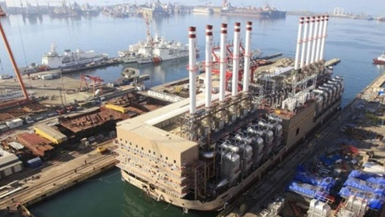 Elektrik krizine çözüm: Türk ve Katarlı gemiler Suriye için yola çıkıyor Elektrik krizine çözüm: Türk ve Katarlı Gemiler Suriye için yola çıkıyor - 1. Resim