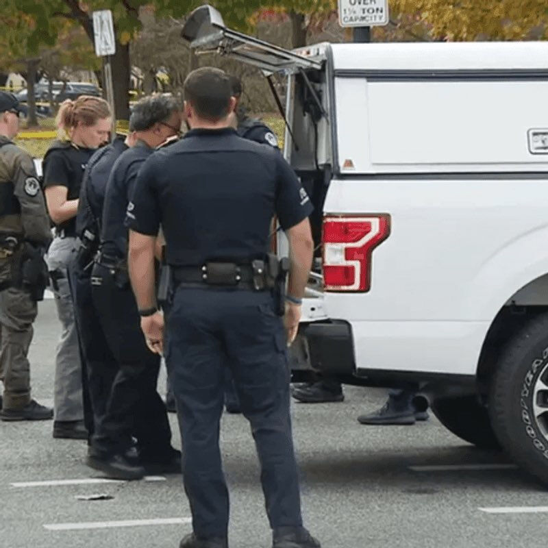 ABD Kongre binasına bıçaklı saldırı ABD Kongre binasına bıçaklı saldırı - 1. Resim