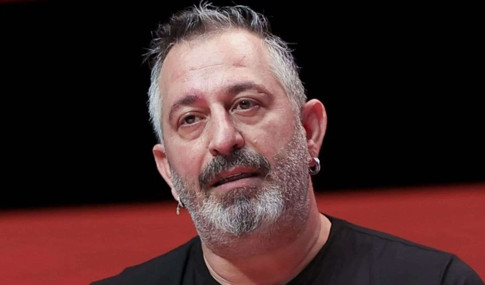 Cem Yılmaz ünlü markaya sert tepki göstermişti! Apar topar paylaşımını sildi Cem Yılmaz ünlü markaya sert tepki göstermişti! Apar topar paylaşımını sildi - 1. Resim