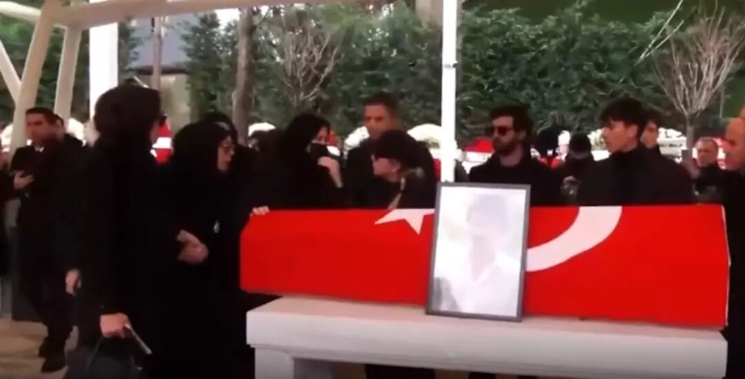 Ferdi Tayfur'un cenazesinde kavga etmişlerdi! Olay açıklama! Gerçek günler sonra ortaya çıktı - 3. Resim