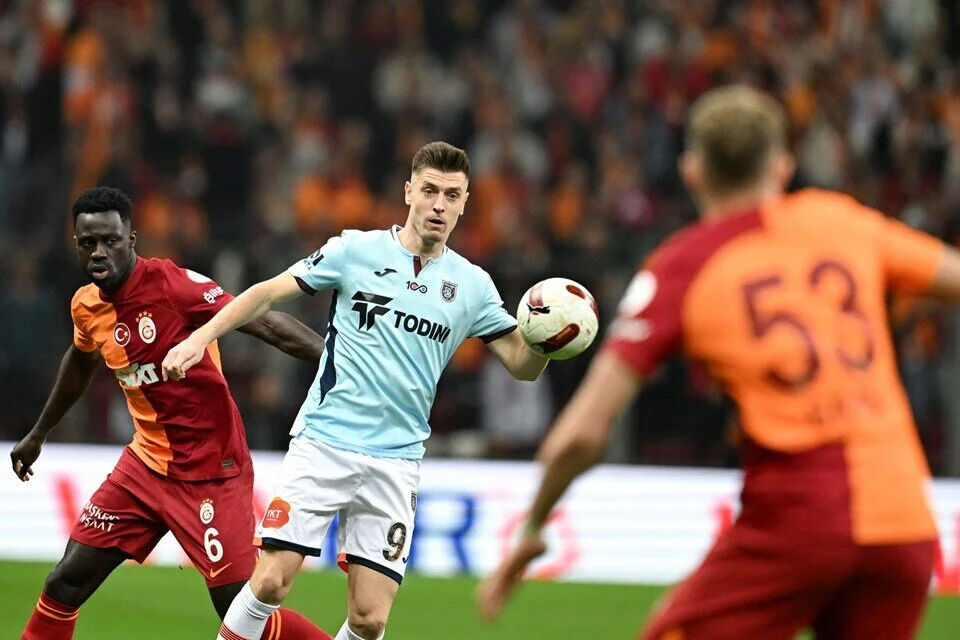 Galatasaray Başakşehir muhtemel 11 belli oldu! Galatasaray Başakşehir maçı hangi kanalda, ne zaman? - 1. Resim