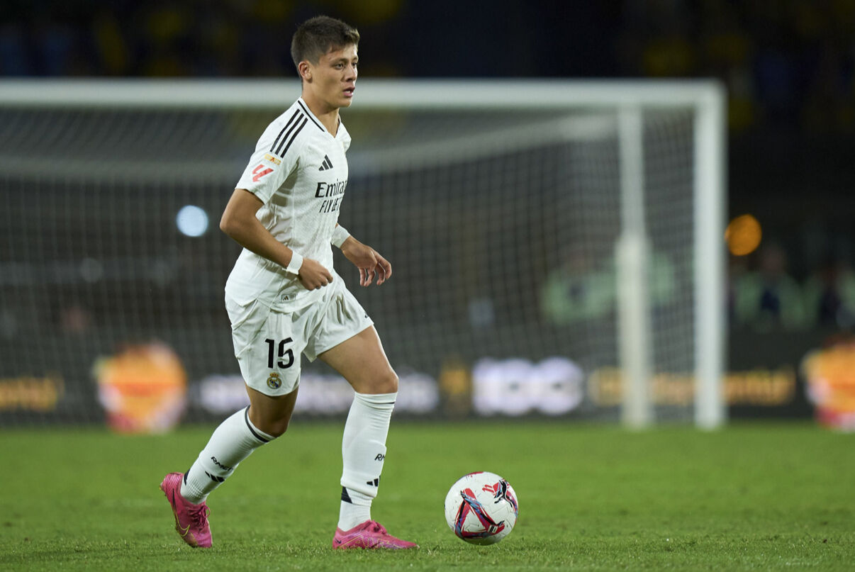 İtalyan devinin Arda Güler ısrarı! 2 gol attığı maçın ardından flaş gelişme İtalyan devinin Arda Güler ısrarı! 2 gol attığı maçın ardından flaş gelişme - 1. Resim