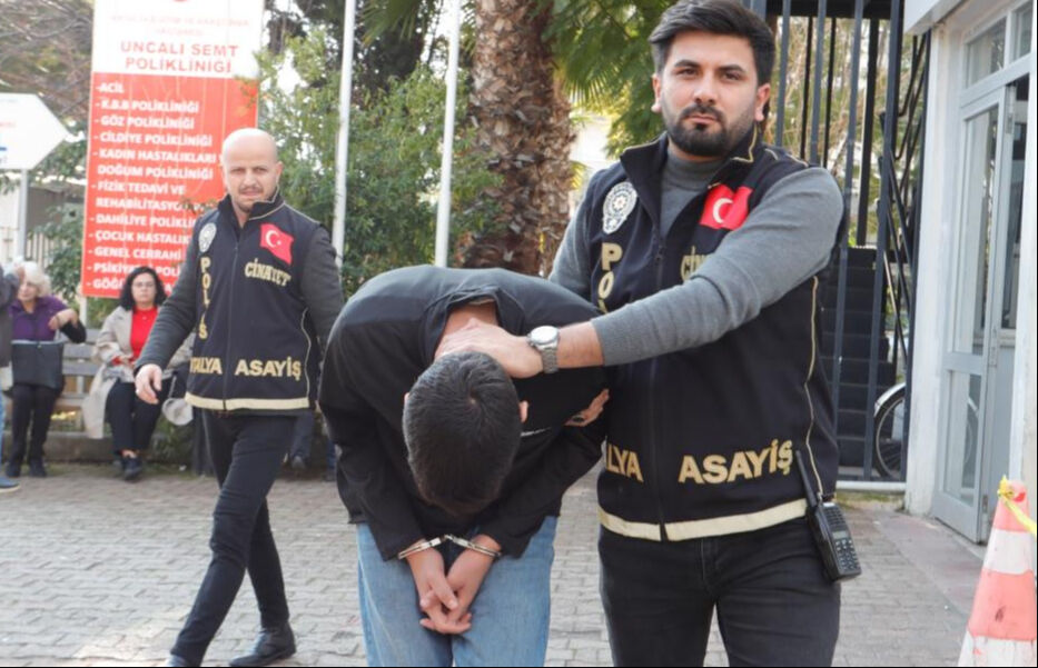 Kız kaçırma kavgasında cinayet! Şüpheliler adliyeye sevk edildi Kız kaçırma kavgasında cinayet! Şüpheliler adliyeye sevk edildi - 2. Resim