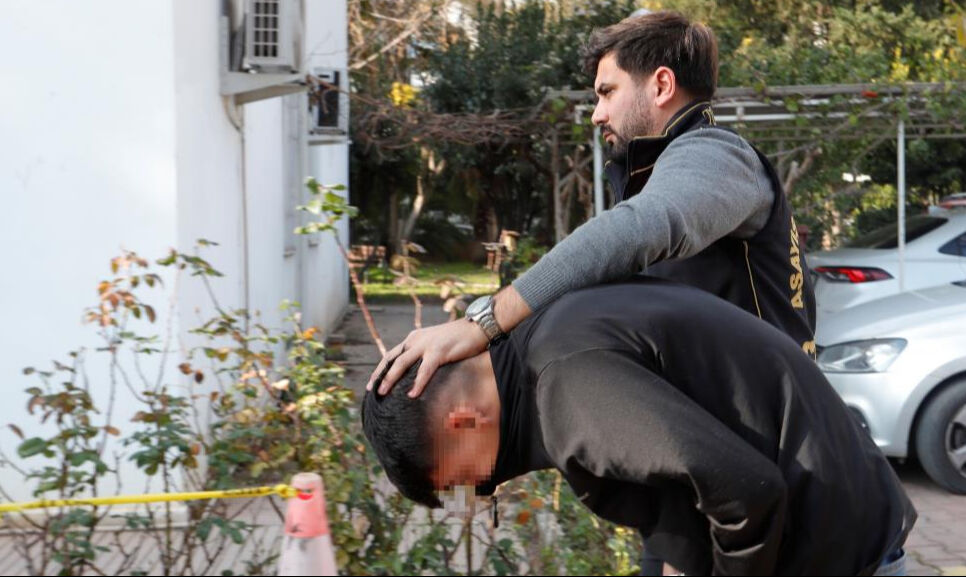 Kız kaçırma kavgasında cinayet! Şüpheliler adliyeye sevk edildi Kız kaçırma kavgasında cinayet! Şüpheliler adliyeye sevk edildi - 1. Resim