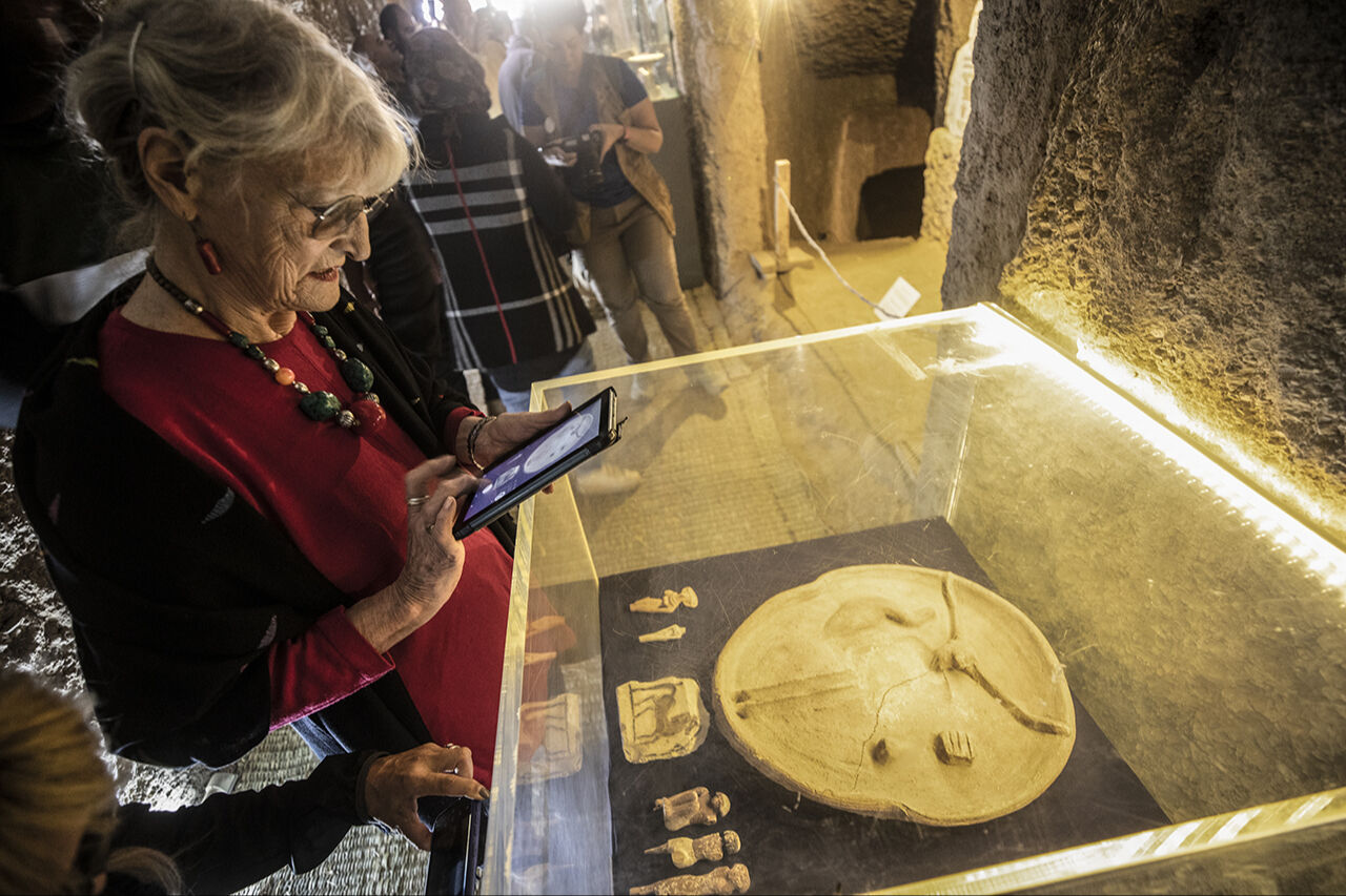 Mısır'da tarihi keşif! Kadın firavun Hatşepsut'un tapınağında yeni eserler ortaya çıktı - 18. Resim