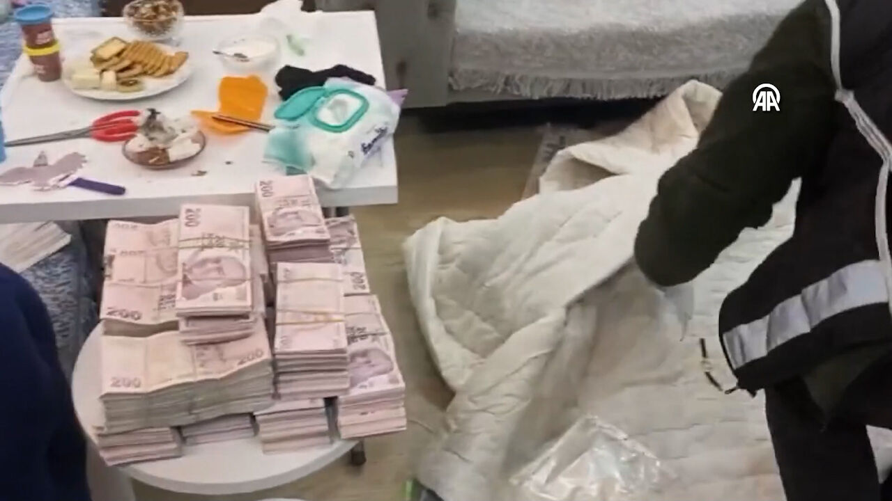 Tarım Kredi marketlerinin muhasebecisinden milyonlarca liralık vurgun! Kurduğu tezgah deşifre oldu Tarım Kredi marketlerinin muhasebecisinden milyonlarca liralık vurgun! Kurduğu tezgah deşifre oldu - 1. Resim