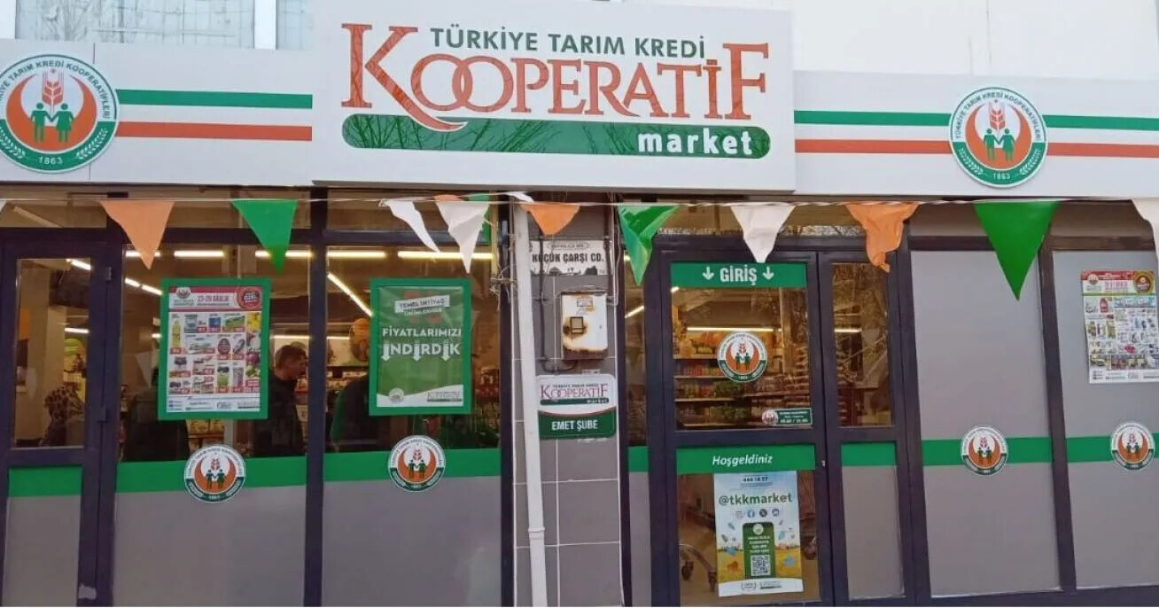Tarım Kredi marketlerinin muhasebecisinden milyonlarca liralık vurgun! Kurduğu tezgah deşifre oldu Tarım Kredi marketlerinin muhasebecisinden milyonlarca liralık vurgun! Parayı kumara yatırmış - 1. Resim