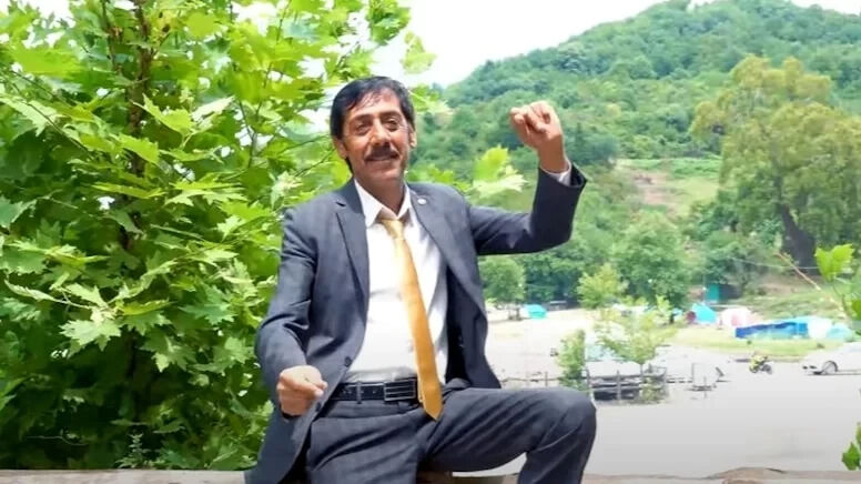 Ankaralı Turgut'un hiç bilinmeyen kızı ortaya çıktı! İtiraflar üst üste geldi: Duyanlar inanamadı Ankaralı Turgut'un hiç bilinmeyen kızı ortaya çıktı! İtiraflar üst üste geldi: Duyanlar inanamadı - 1. Resim