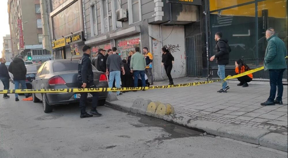 İstanbul'da kan donduran infaz! Sokak ortasında katledildi İstanbul'da kan donduran infaz! Sokak ortasında katledildi - 3. Resim