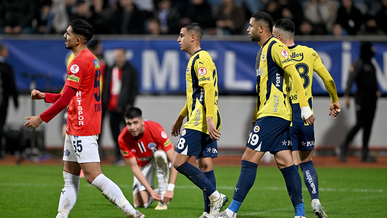 Kanarya kupada gol oldu yağdı! Fenerbahçe, Kasımpaşa'yı ilk yarıda attığı üç golle devirdi CANLI | Kasımpaşa - Fenerbahçe maçı canlı anlatım! Sarı lacivertliler rakibi gol yağmuruna tutuyor: 0-3 - 2. Resim