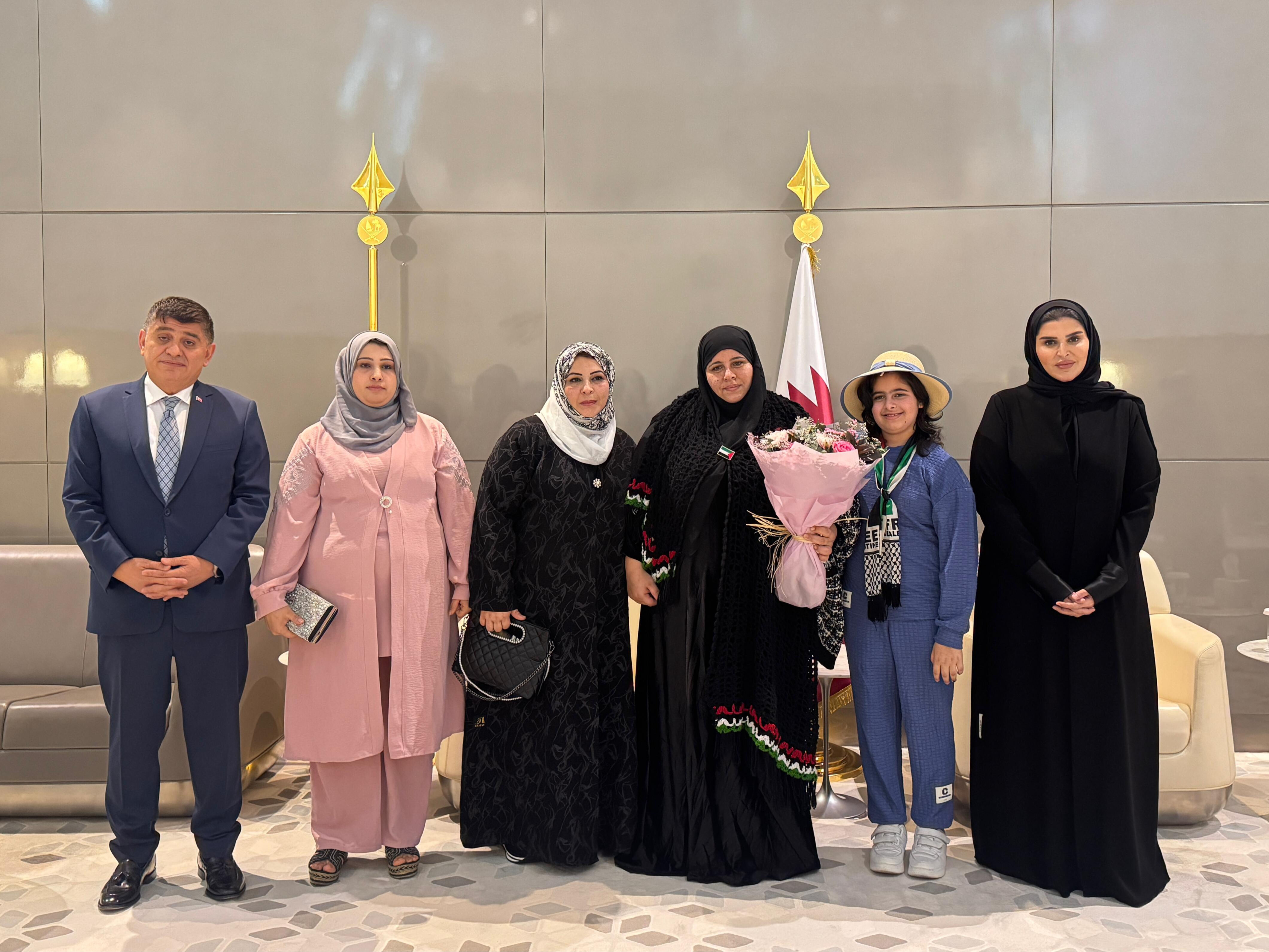 Türkiye Gazzeli kız ile annesini buluşturdu! - 2. Resim