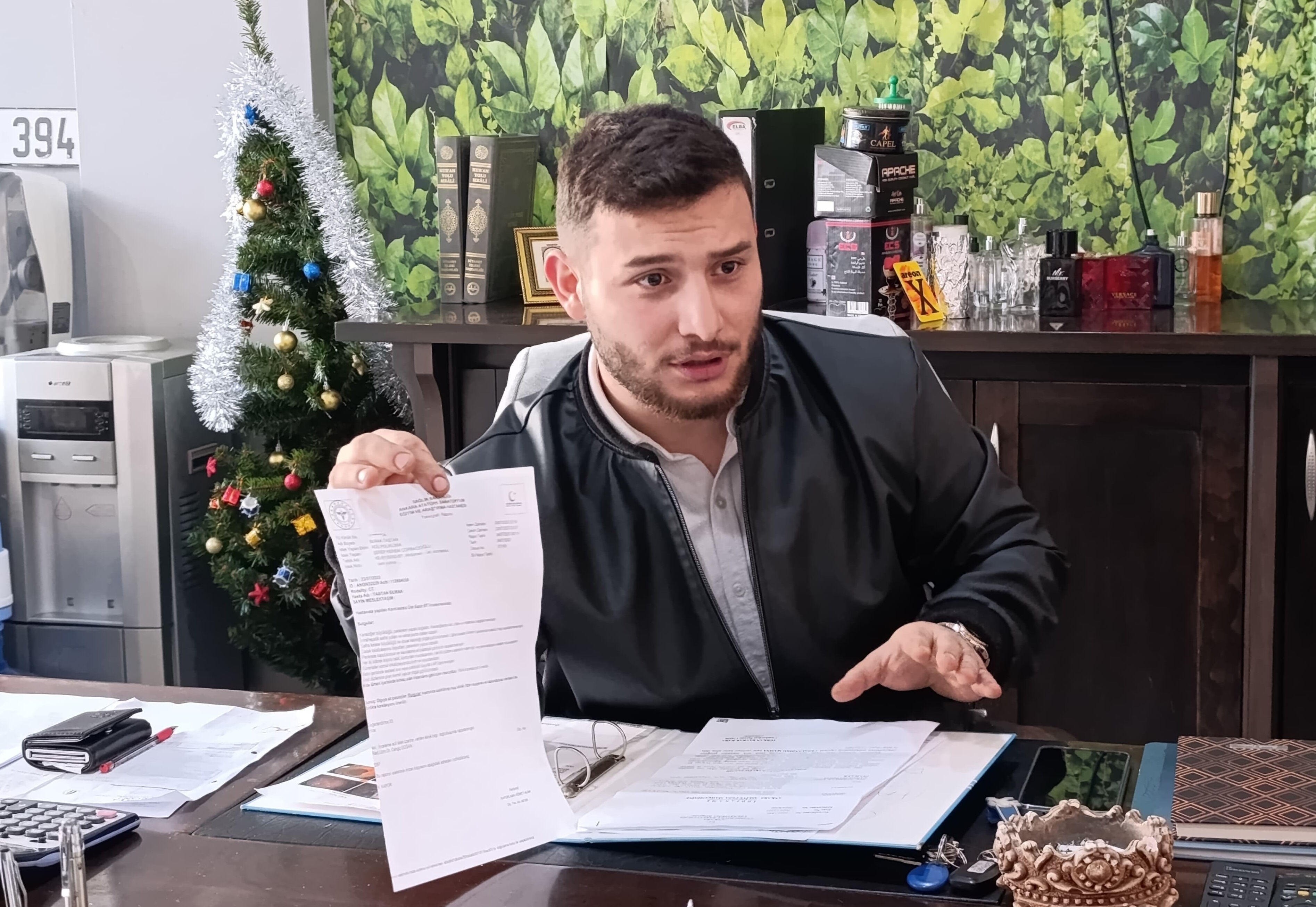 Yediği tatlıdan çıkan cam parçalarını yuttu! Soluğu mahkemede aldı - 1. Resim