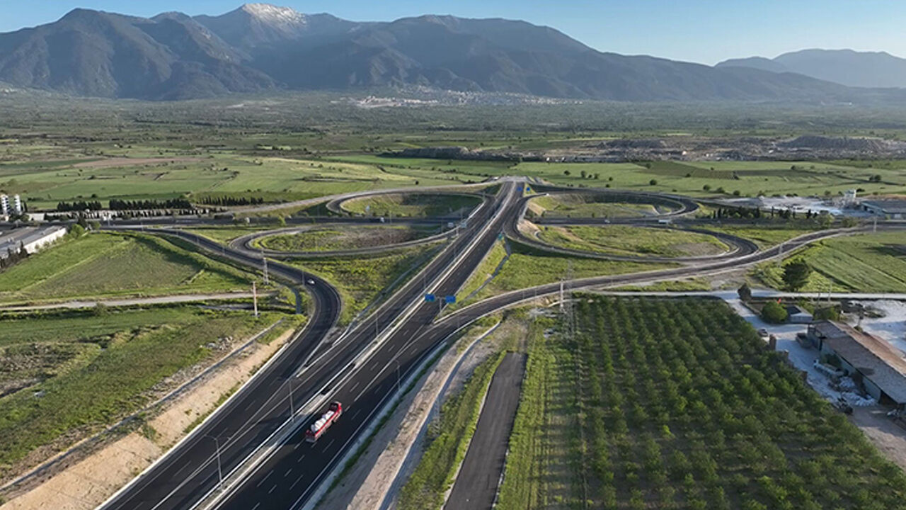 Aydın-Denizli Otoyolu açıldı... Cumhurbaşkanı Erdoğan: 2 saatlik yol 55 dakikaya düşecek - 2. Resim