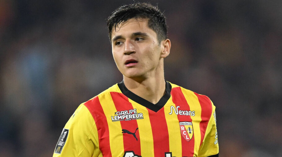 Fenerbahçe'nin transfer listesindeydi! Pep Guardiola genç oyuncuyu aldı Fenerbahçe'nin transfer listesindeydi! Pep Guardiola genç oyuncuyu aldı - 4. Resim