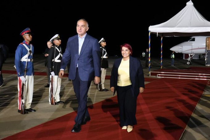 Maduro yemini ederek yeni d&ouml;nemi başlattı! T&uuml;rkiye'den &uuml;st d&uuml;zey katılım - 4. Resim