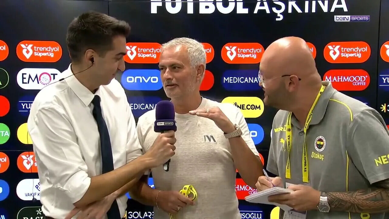 Muhabire tepkisiyle eleştirilmişti! Mourinho’dan çok konuşulacak bir hareket daha - 3. Resim