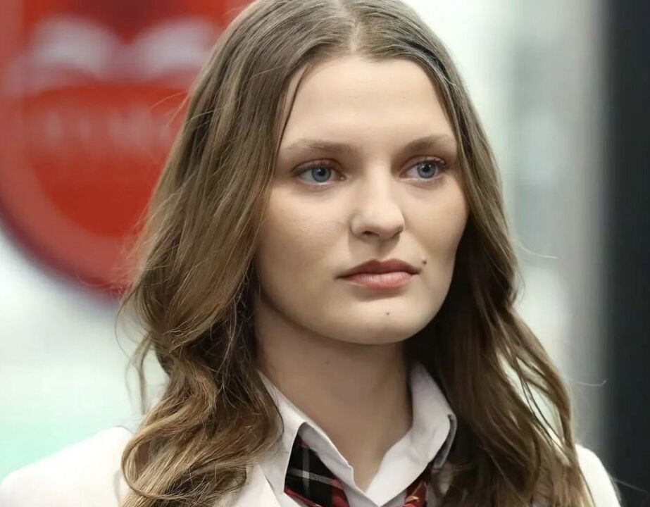 Ünlü oyuncular Ayşe Barım konusunda ikiye bölündü! Kim haklı? Yeni iddialar ve peş peşe gelen açıklamalar - 8. Resim