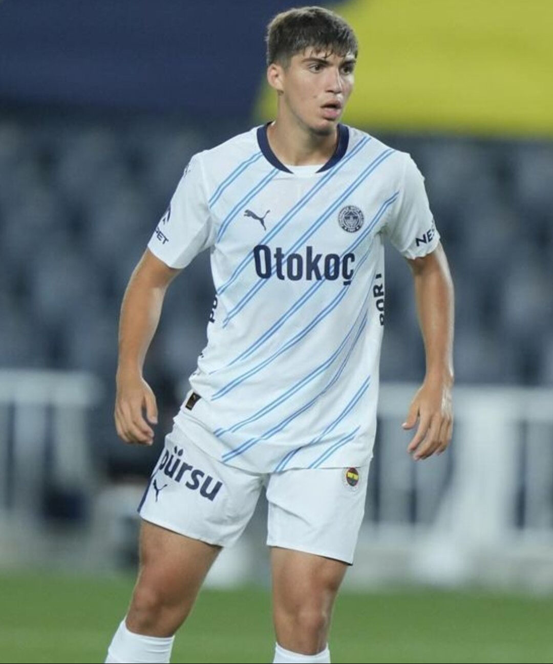 Yusuf Akçiçek kimdir, kaç yaşında? Fenerbahçe'nin genç oyuncusuna Mourinho'dan övgüler! - 2. Resim
