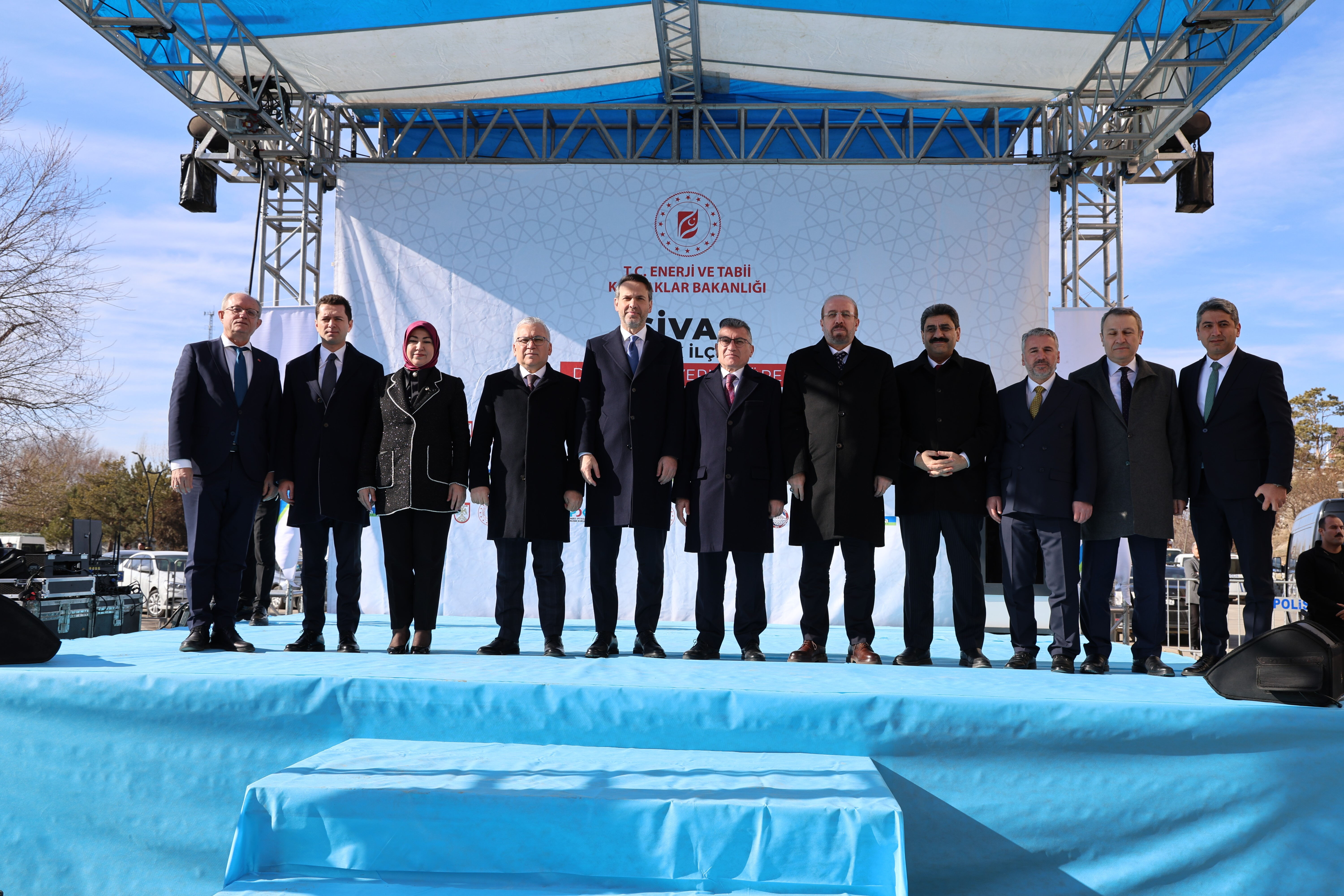 2028 yılında tüm hanelere yerli gaz verilecek 2028 yılında tüm hanelere yerli gaz verilecek - 1. Resim