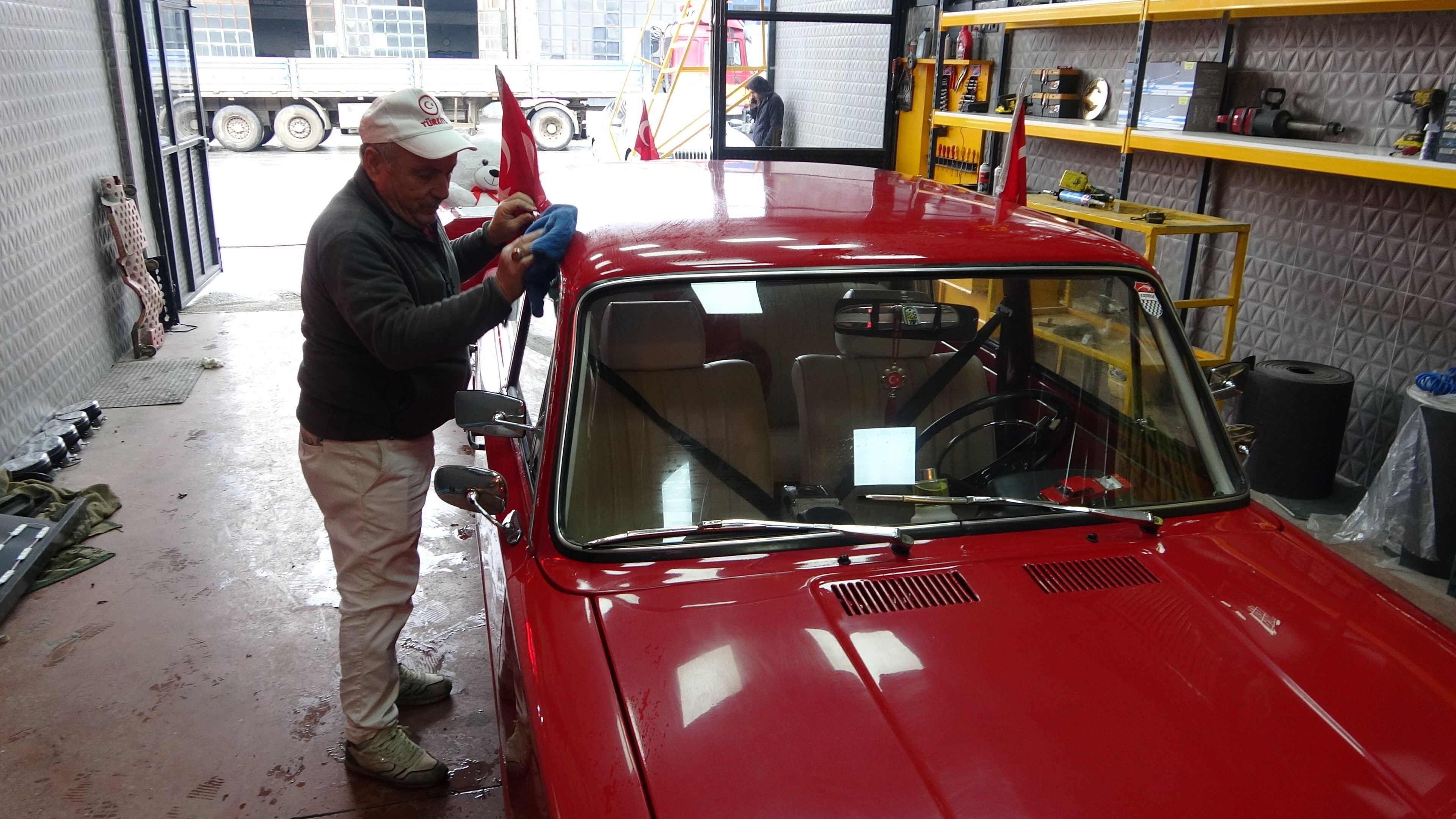 Çok isteyen var ama satmıyor! 1972 model Murat 124'üne yaptığını görenler gözlerine inanmıyor - 3. Resim