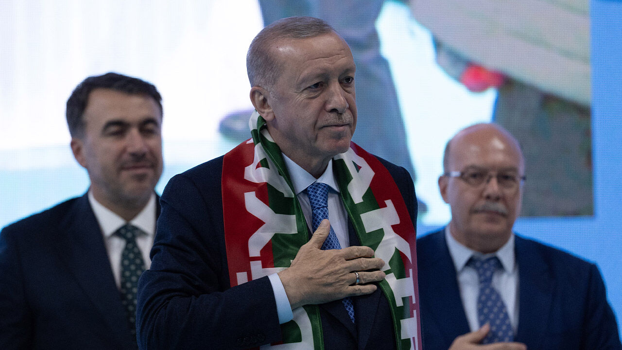 Erdoğan’dan Diyarbakır’da tarihi mesaj: Acılara dur deme vakti geldi Cumhurbaşkanı Erdoğan Diyarbakır'da