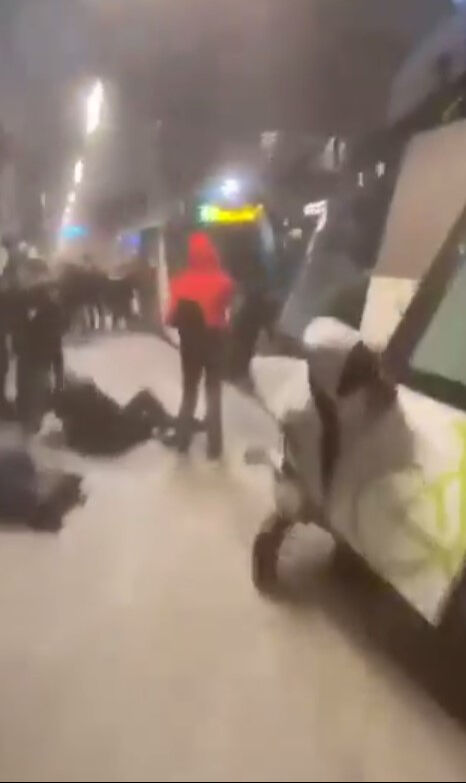 Fransa'da tren kazası! 30'dan fazla yaralı var Fransa'da tren kazası! 30'dan fazla yaralı var - 1. Resim