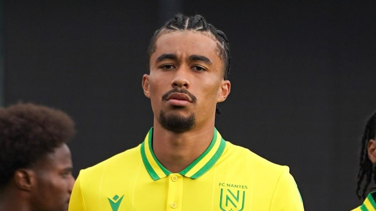 Nathan Zeze kimdir, kaç yaşında? Fenerbahçe'nin transfer gündeminde adı geçiyor Nathan Zeze kimdir, kaç yaşında? Fenerbahçe'nin transfer gündeminde adı geçiyor - 2. Resim