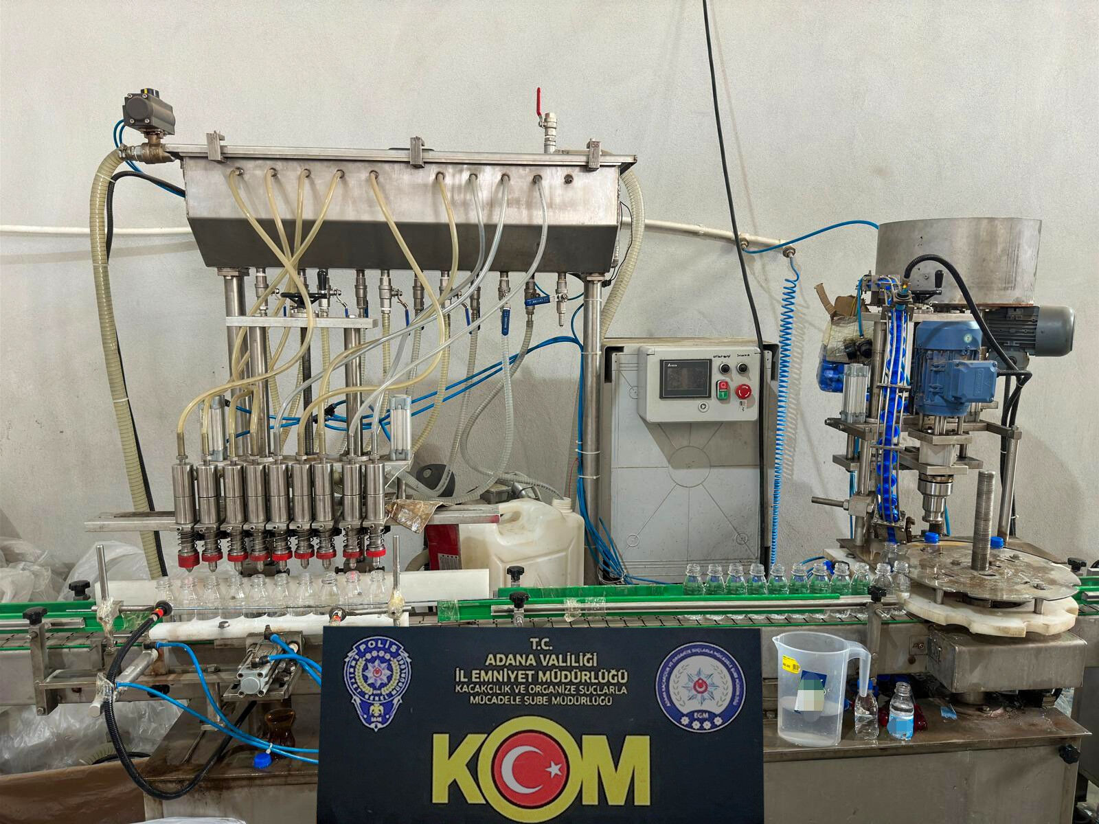 Sahtekarlığın böylesi: Mekke'den getirip musluk suyu ile çoğalttı, 5 ayda 90 milyon TL kazandı! - 1. Resim