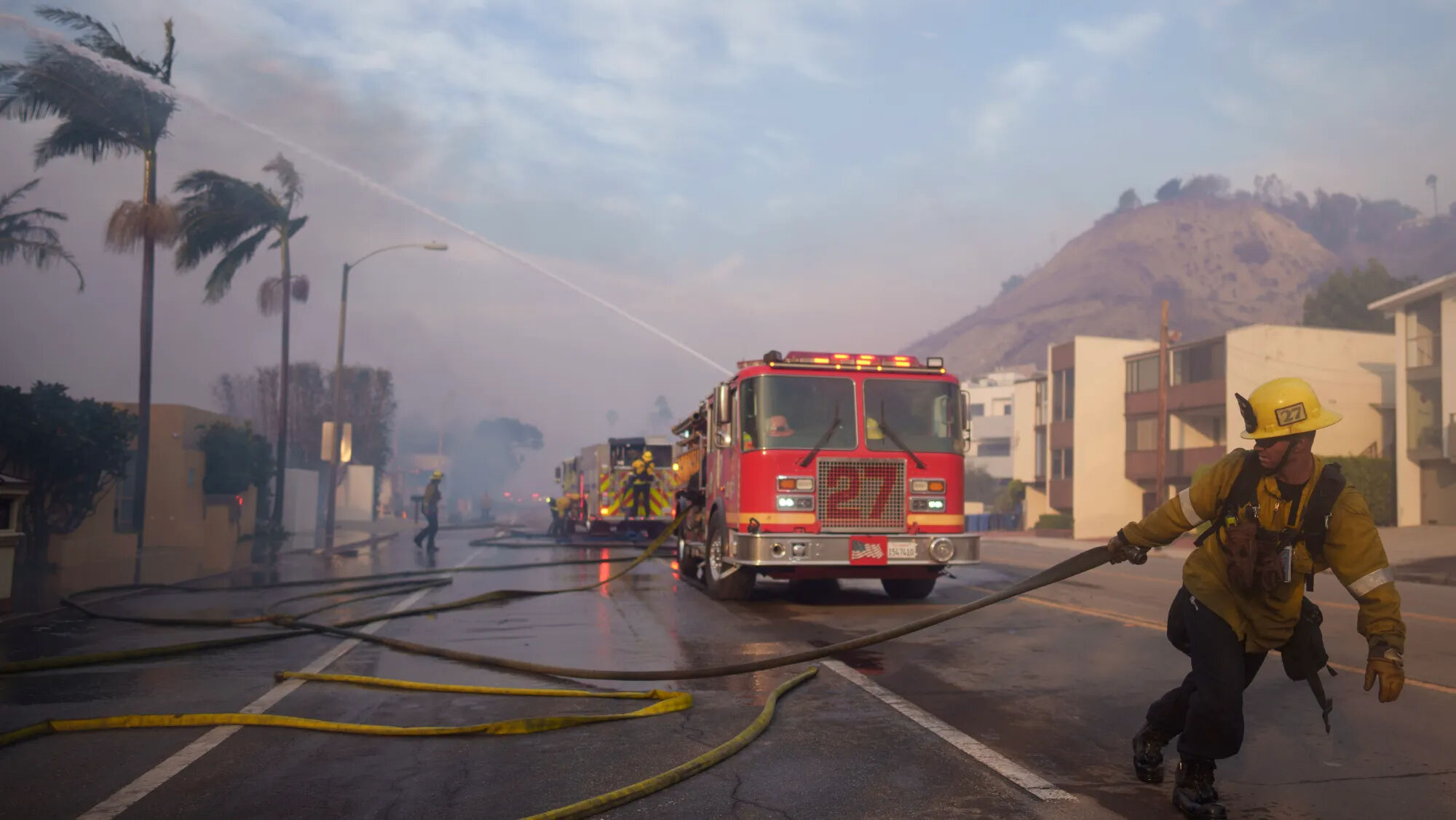 Amerika'daki yangın devam ediyor mu, söndü mü? Los Angeles yangınında son durum! - 2. Resim