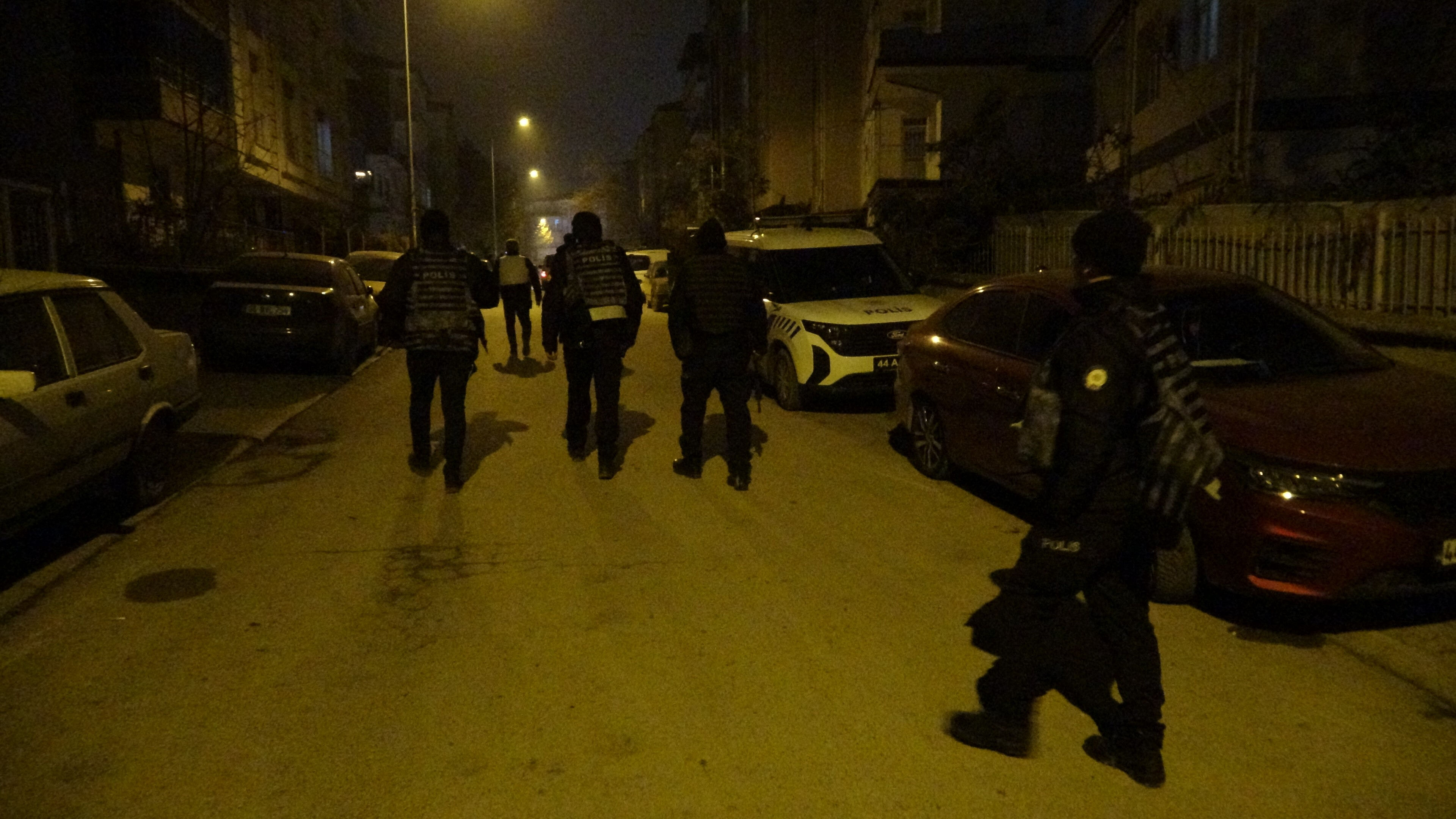 'Hastanede bomba patlatılacak' ihbarı polisi alarma geçirdi! - 1. Resim