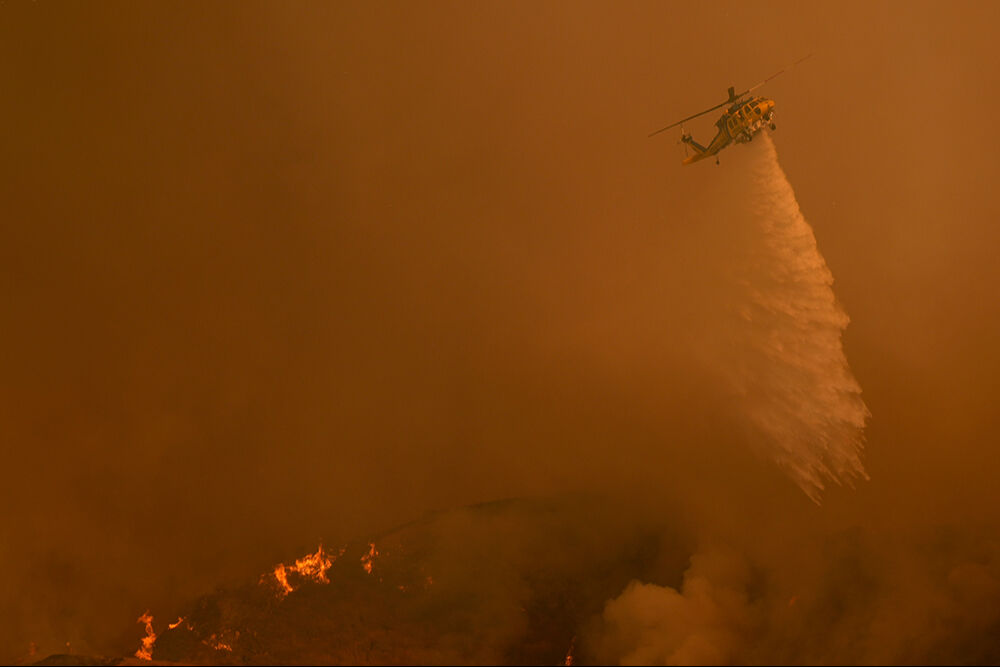 Los Angeles cayır cayır yanıyor, ölü sayısı yükseliyor! Alevler kontrol altına alınamıyor... Los Angeles cayır cayır yanıyor, ölü sayısı yükseliyor! Alevler kontrol altına alınamıyor... - 2. Resim