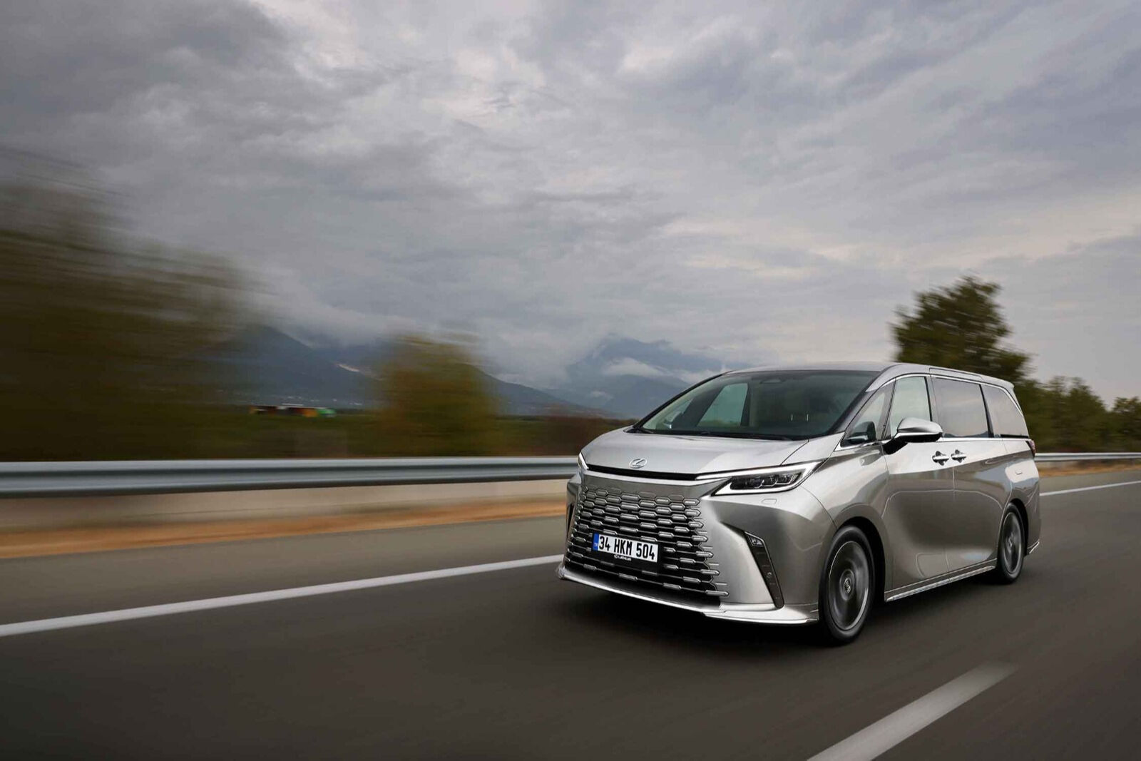 Türkiye’de en hızlı büyüyen marka: Lexus! Türkiye’de en hızlı büyüyen marka: Lexus! - 2. Resim