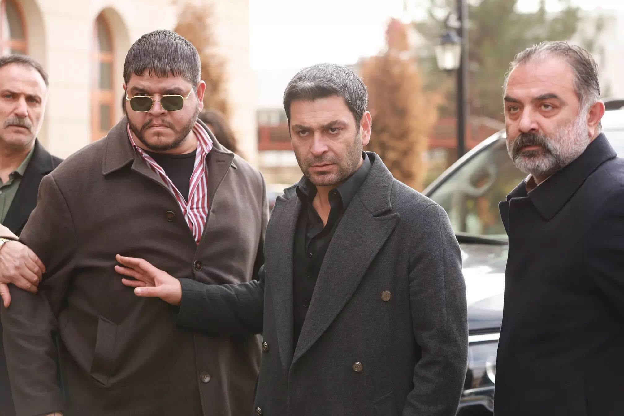 Uzak Şehir yeni bölüm ne zaman, bu akşam var mı? 13 Ocak Uzak Şehir dizisinin final yapacağı iddia edildi! - 4. Resim