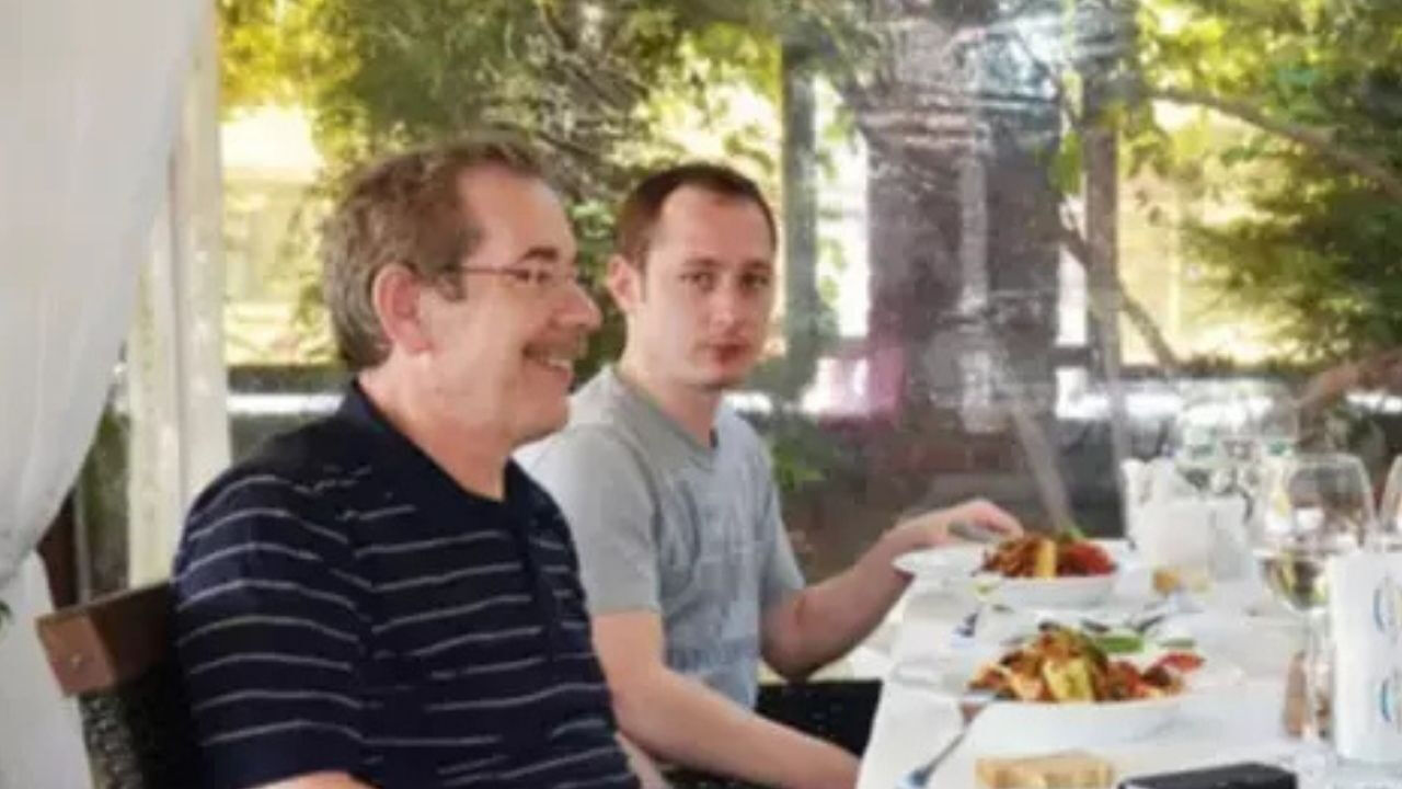 Abdüllatif Şener'in oğlu kim, tutuklandı mı? Şamil Şener'in suçu ve tutuklanma sebebi Abdüllatif Şener'in oğlu kim, tutuklandı mı? Şamil Şener'in suçu ve tutuklanma sebebi - 1. Resim