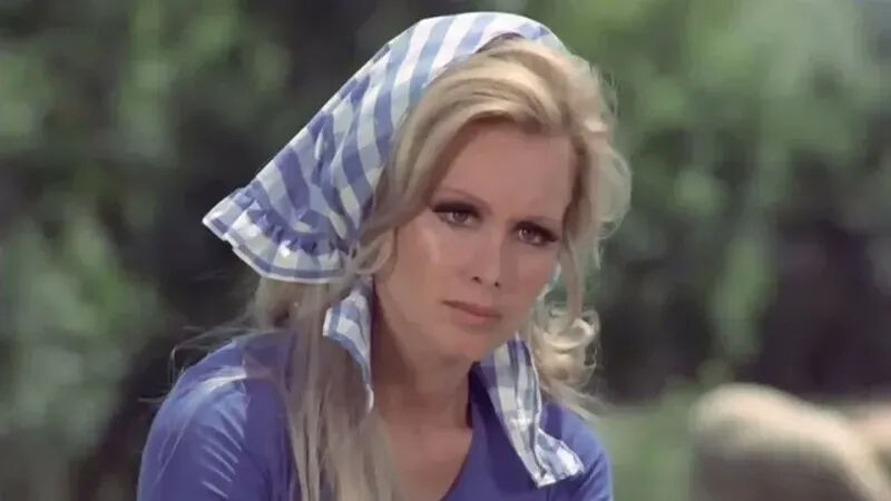 Filiz Akın'dan korkutan haber! Uçak ambulansla İstanbul'a sevk edildi Filiz Akın'dan korkutan haber! Uçak ambulansla İstanbul'a sevk edildi - 1. Resim