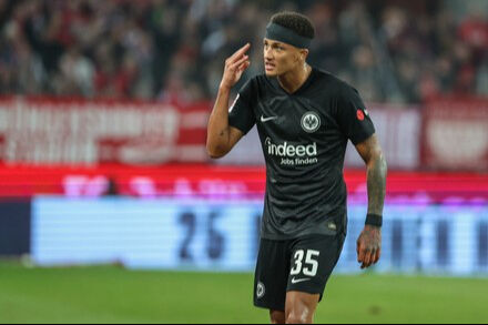 Lucas Silva Melo kimdir, kaç yaşında, hangi pozisyonda oynuyor? Fenerbahçe'ye transferi gündemde! - 1. Resim