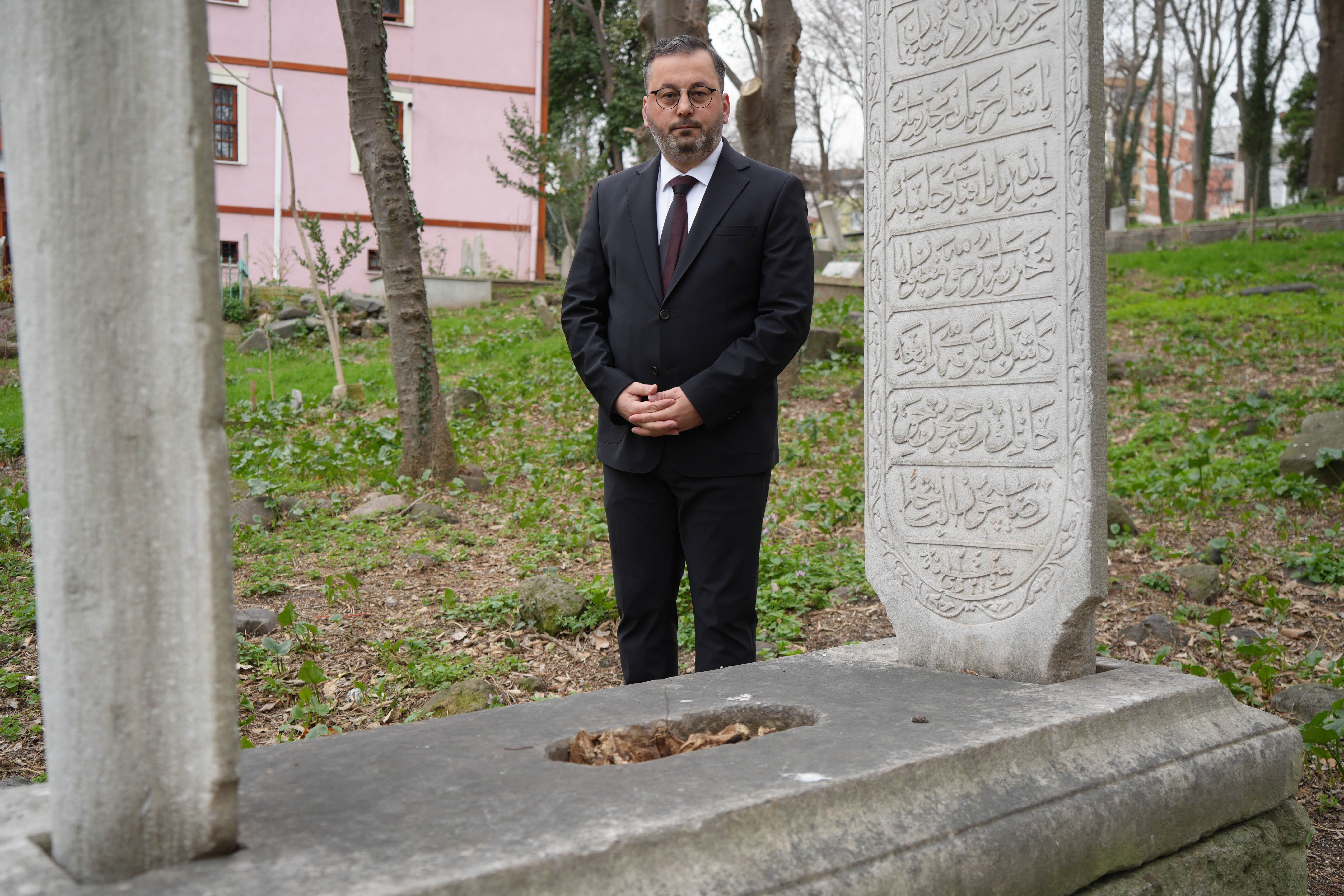 Mezar taşları ayağa kalkıyor! "Şeyh Seyyid Kutbiddin Mezarlığı" için ilk adım atıldı - 3. Resim