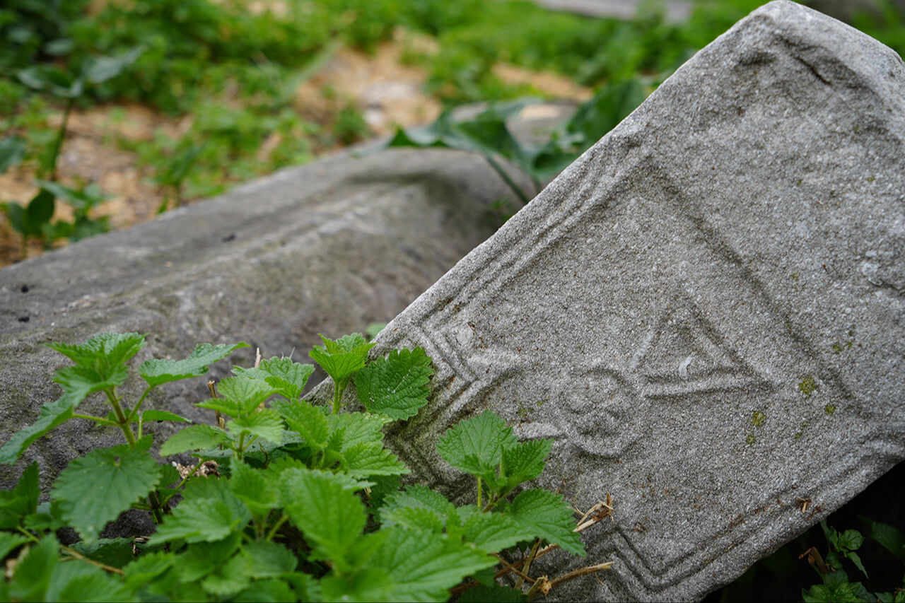 Mezar taşları ayağa kalkıyor! "Şeyh Seyyid Kutbiddin Mezarlığı" için ilk adım atıldı - 6. Resim