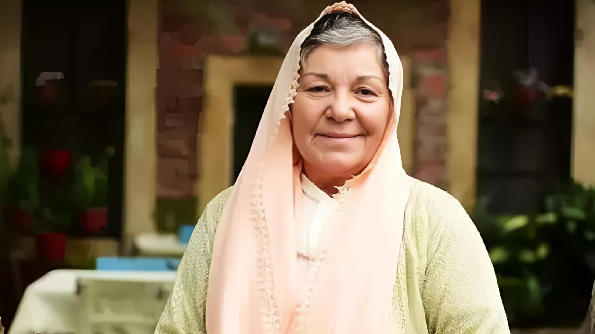 Bedia Ener'in cenazesinde gözler o isimleri aradı! Gözyaşlarına hakim olamayan Halil Ergün sitem etti - 1. Resim