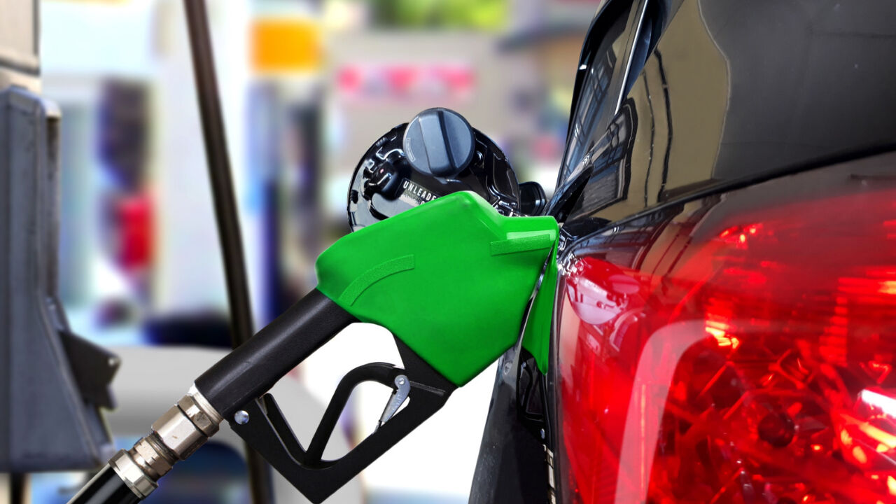 Benzine, motorine, mazota zam var mı? 16 Ocak akaryakıt fiyatları güncellendi! - 4. Resim