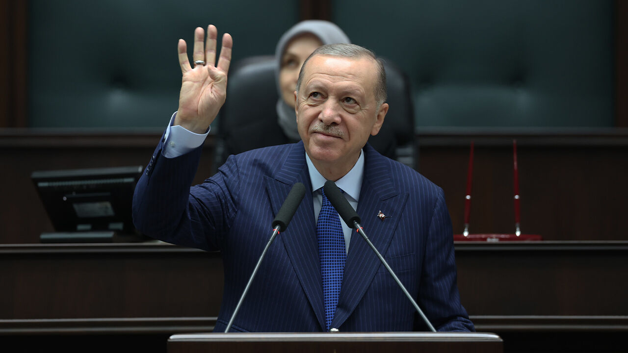 Cumhurbaşkanı Erdoğan grup toplantısında konuşuyor - 2. Resim