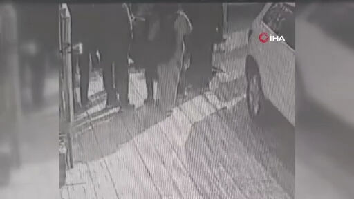 Diyarbakır'da lisede dehşet! Liseli kızların bıçaklı kavgası kamerada - 2. Resim