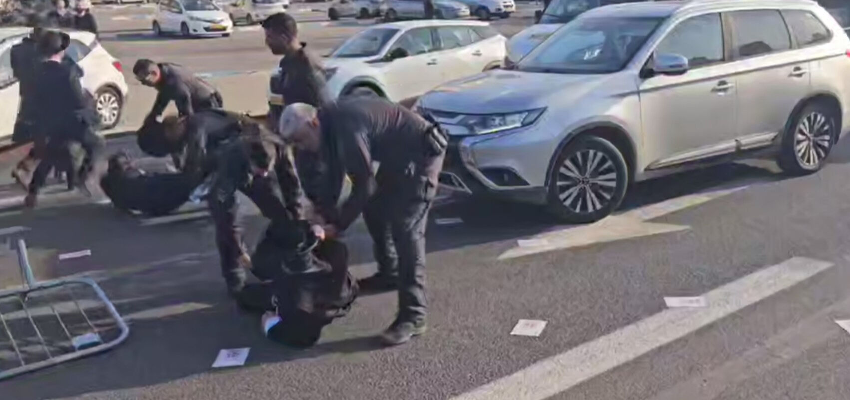 İsrail Savunma Bakanlığı karıştı! Harediler isyan etti - 1. Resim