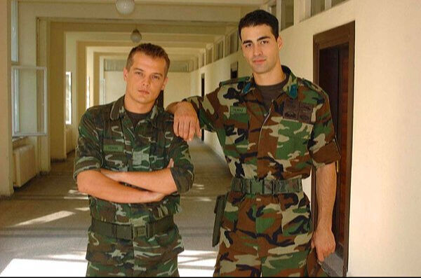 İstanbul'u terk edip Datça'ya yerleşmişti! Sarp Levendoğlu'nun yaptığı çocuk açıklaması sosyal medyayı ikiye böldü İstanbul'u terk edip Datça'ya yerleşmişti! Sarp Levendoğlu'nun Yaptığı çocuk açıklaması sosyal medyayı ikiye böldü - 1. Resim