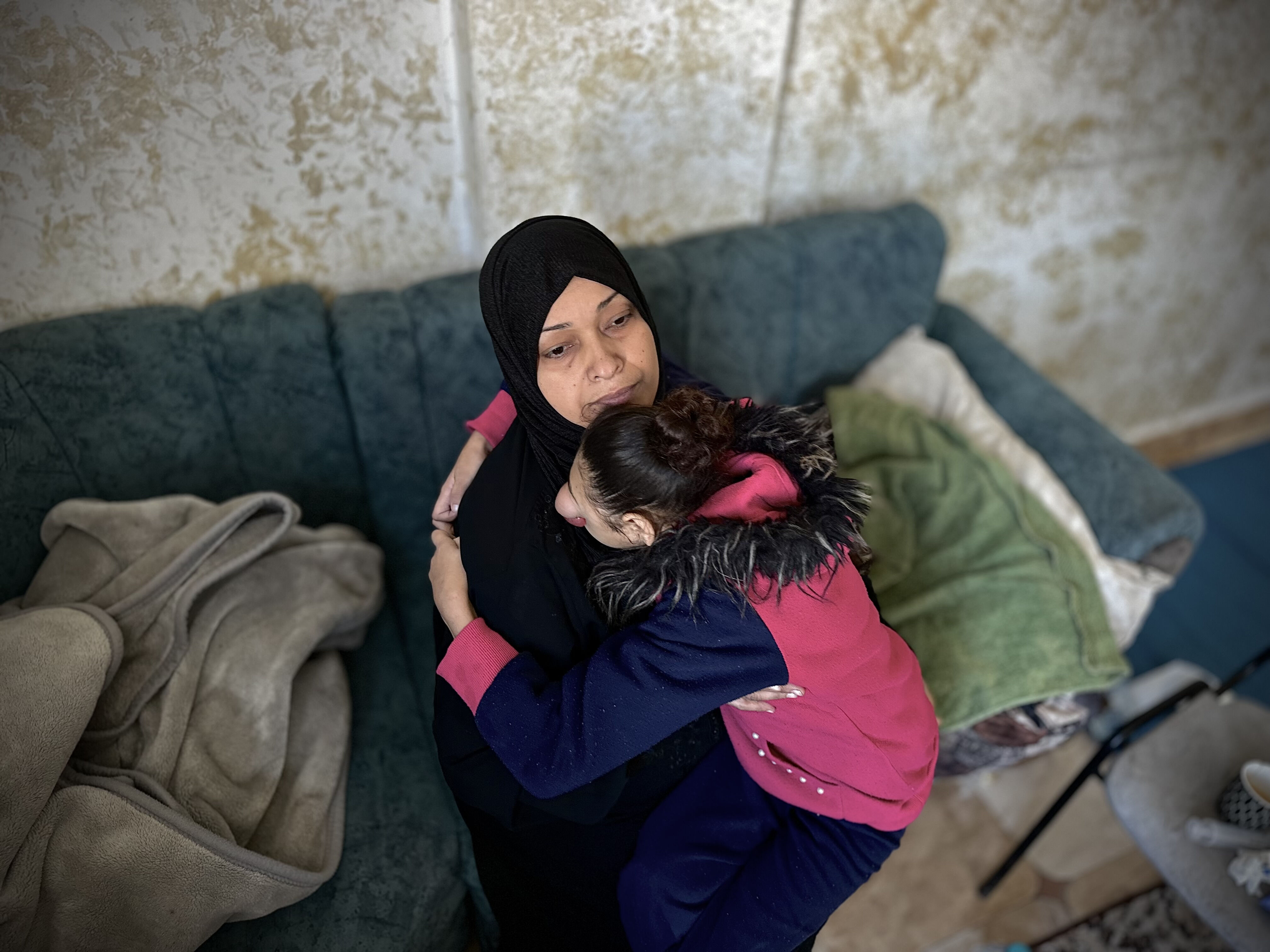 Masumiyet katledilmeye devam ediyor... Gazzeli Hanaa'nın acı çığlığını duyun! Masumiyet katledilmeye devam ediyor... Gazzeli Hanaa'nın acı çığlığını duyun! - 3. Resim