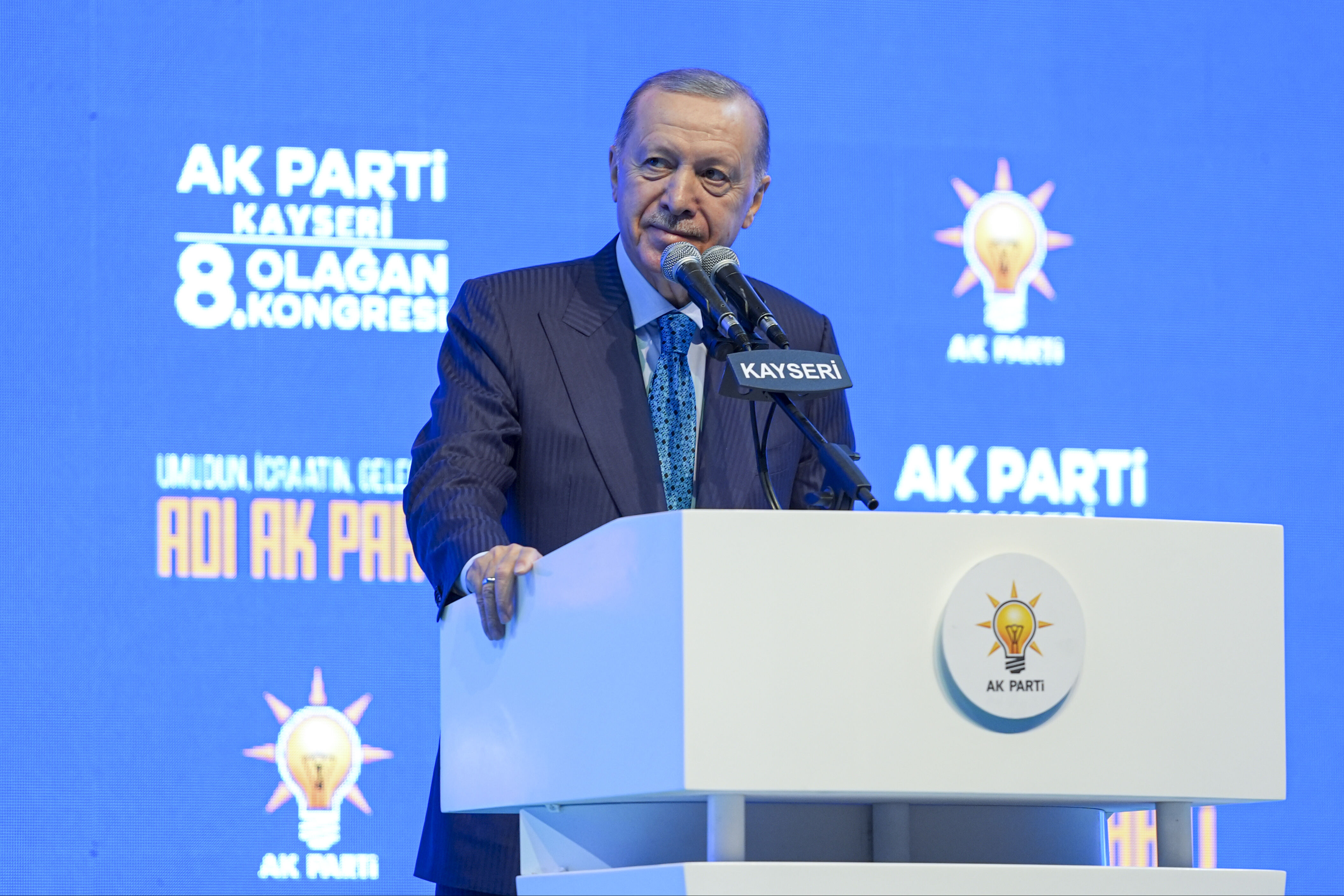Erdoğan'dan muhalefete 'titre ve kendine' gel uyarısı:  Erdoğan'dan muhalefete 'titre ve kendine' gel uyarısı: