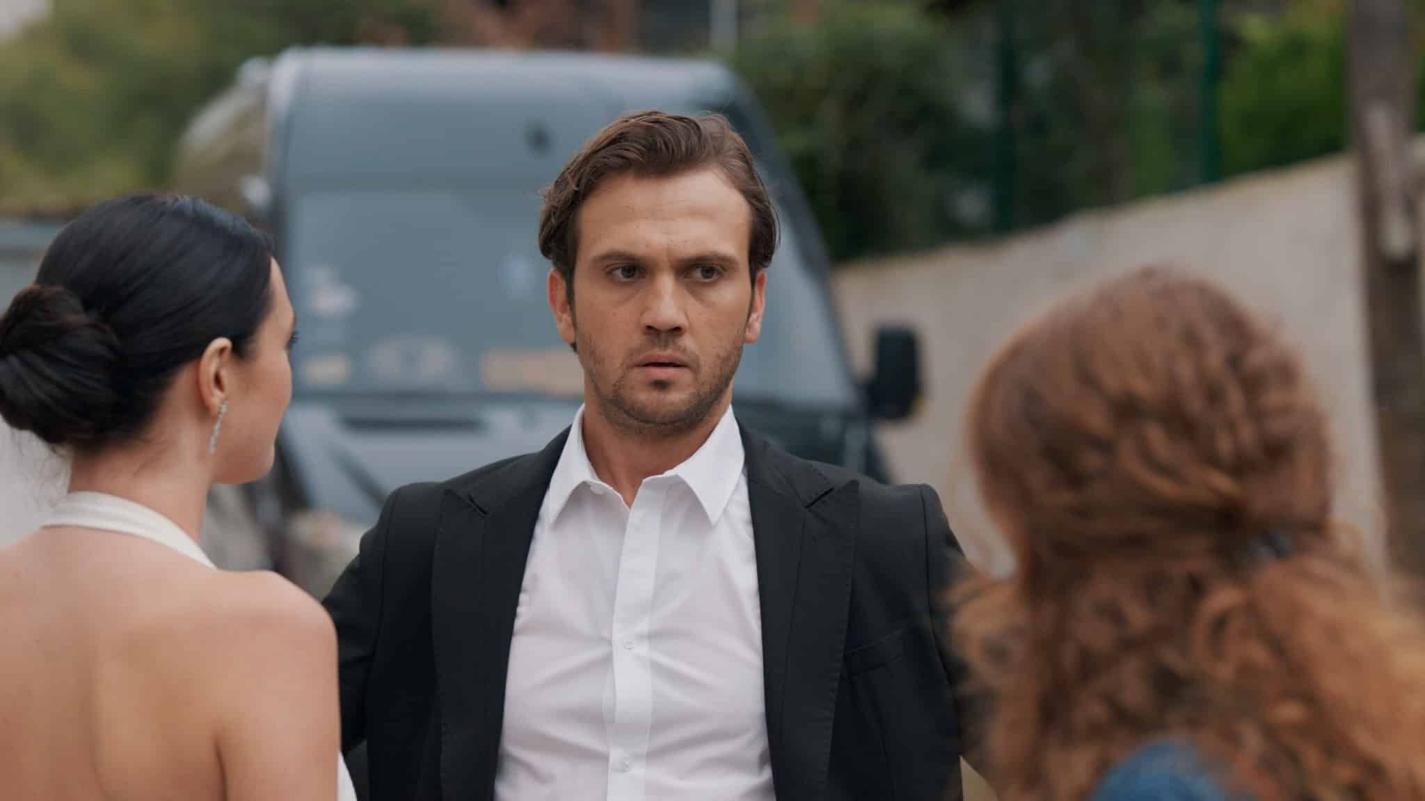 Deha dizisinde şaşırtan ayrılık... Sosyal medya ayağa kalktı! Tepkiler peş peşe geldi - 2. Resim